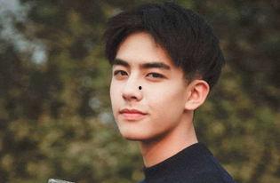 朴宝剑微信表情包,萌态百出，笑点连连